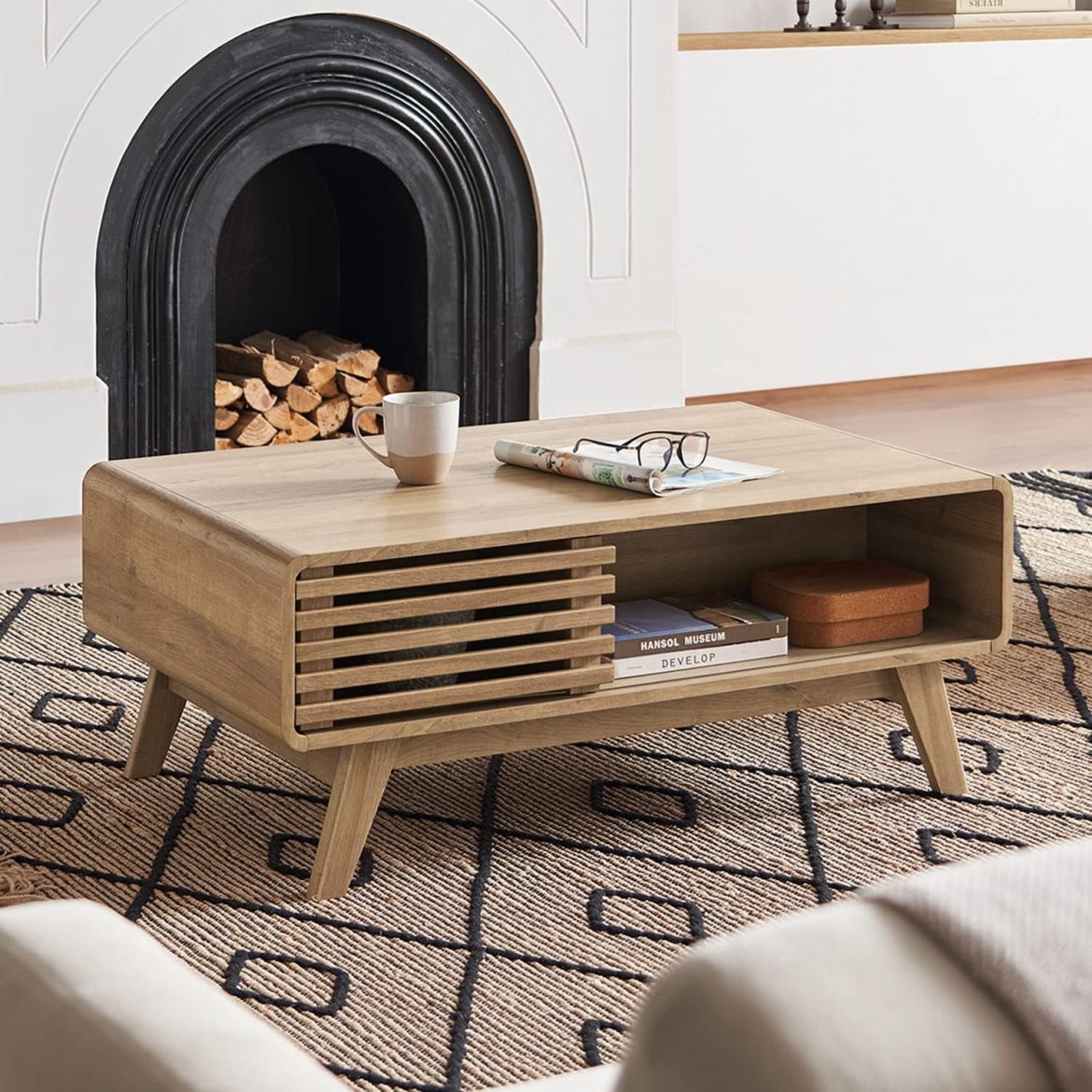 Inspiring Interiors: Mopio’s Top 4 Mid-Century Farmhouse Coffee Tables on Amazon
